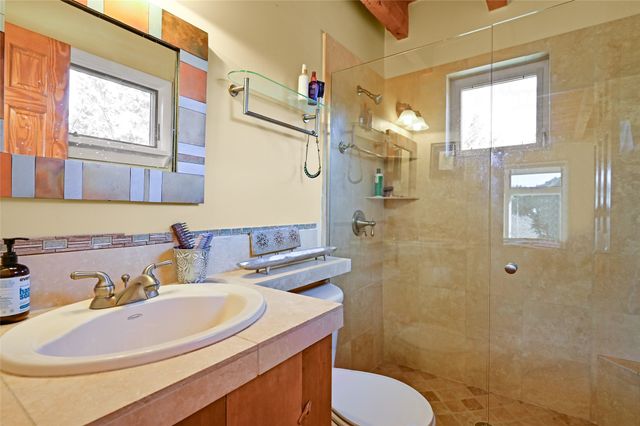 10 Cerrado Road, Santa Fe, NM 87508