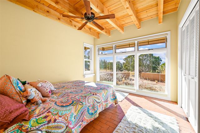 10 Cerrado Road, Santa Fe, NM 87508