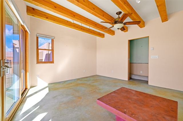10 Cerrado Road, Santa Fe, NM 87508