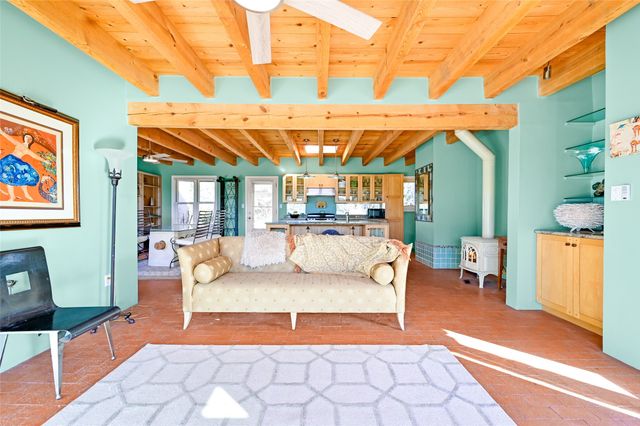 10 Cerrado Road, Santa Fe, NM 87508