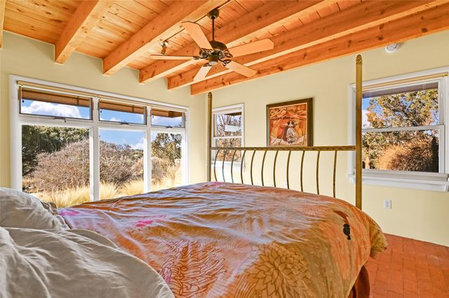 10 Cerrado Road, Santa Fe, NM 87508