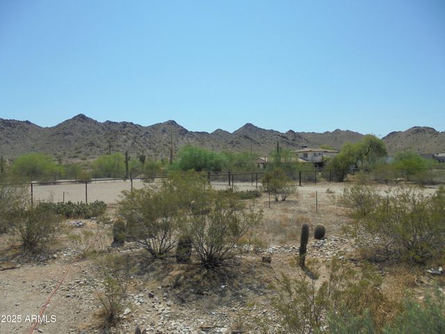 34396 N LAZY Loop, Queen Creek, AZ 85144