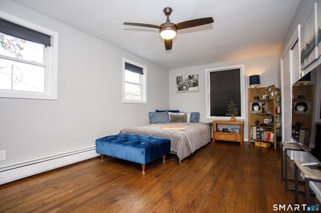 18 Richards Grove Road, Waterford, CT 06375