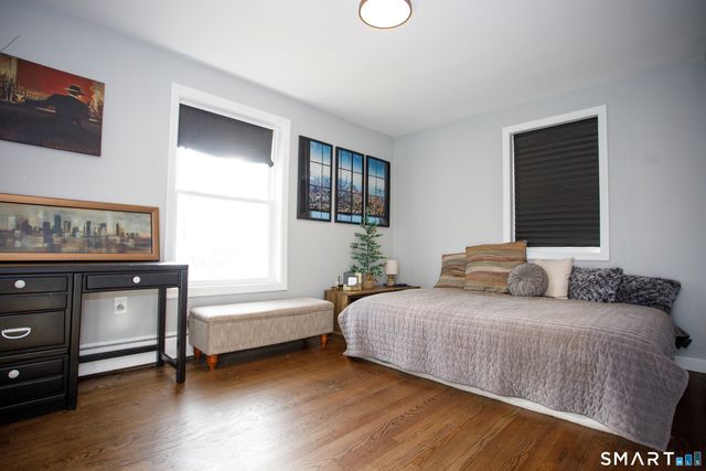 18 Richards Grove Road, Waterford, CT 06375