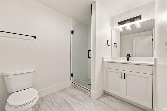 8921 S SOMERTON CIR, Sandy, UT 84093