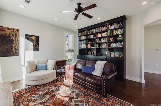 1082 Snow Creek, Alexander, AR 72002