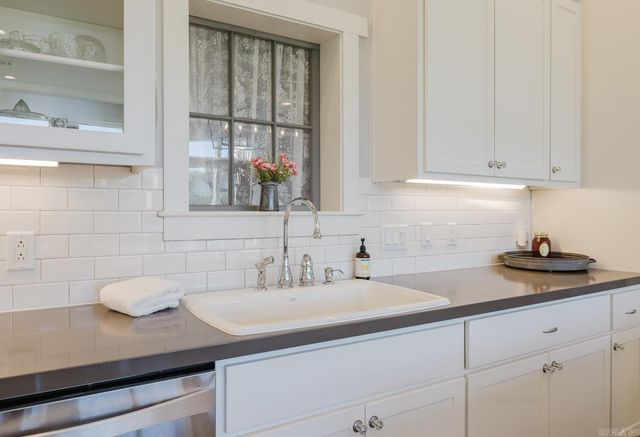 1082 Snow Creek, Alexander, AR 72002