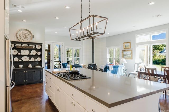 1082 Snow Creek, Alexander, AR 72002