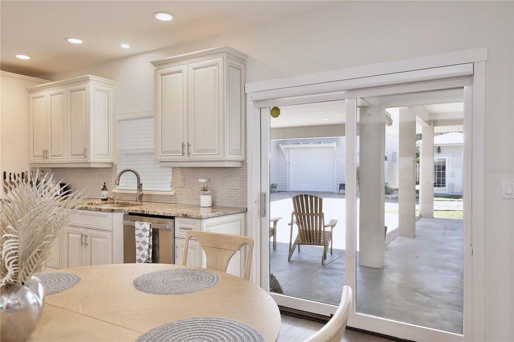 Image 22 of property listing at 210 N RIVERSIDE DRIVE, Edgewater, FL 32132