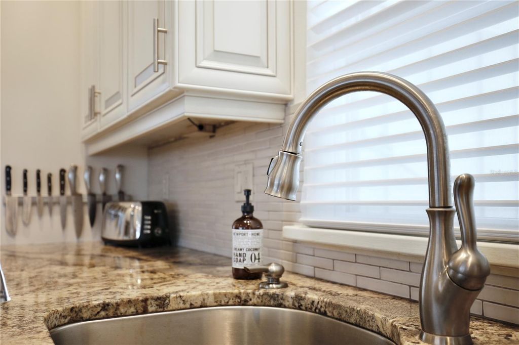 Image 27 of property listing at 210 N RIVERSIDE DRIVE, Edgewater, FL 32132