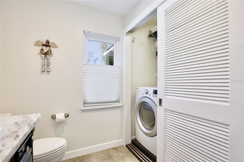 Image 32 of property listing at 210 N RIVERSIDE DRIVE, Edgewater, FL 32132