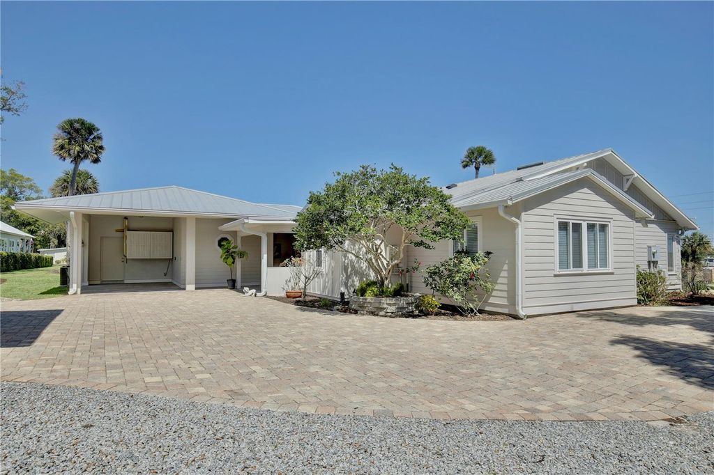 Image 56 of property listing at 210 N RIVERSIDE DRIVE, Edgewater, FL 32132