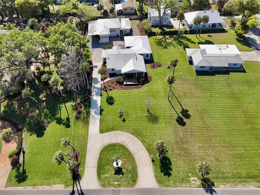 Image 76 of property listing at 210 N RIVERSIDE DRIVE, Edgewater, FL 32132