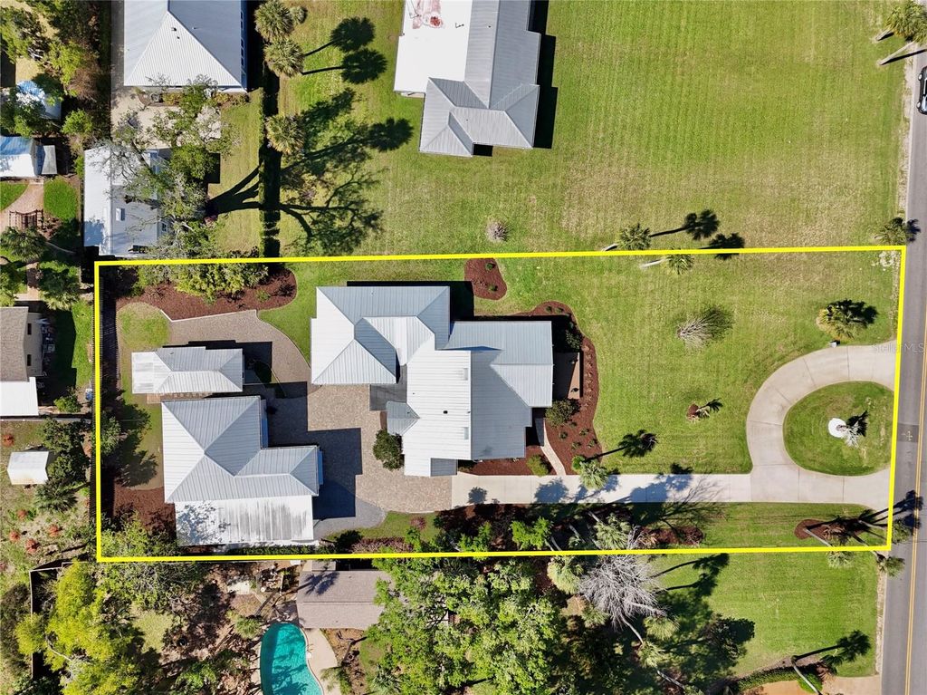 Image 77 of property listing at 210 N RIVERSIDE DRIVE, Edgewater, FL 32132