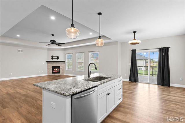 812 Green Jacket Way, O'fallon, IL 62269