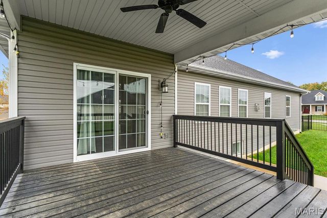 812 Green Jacket Way, O'fallon, IL 62269