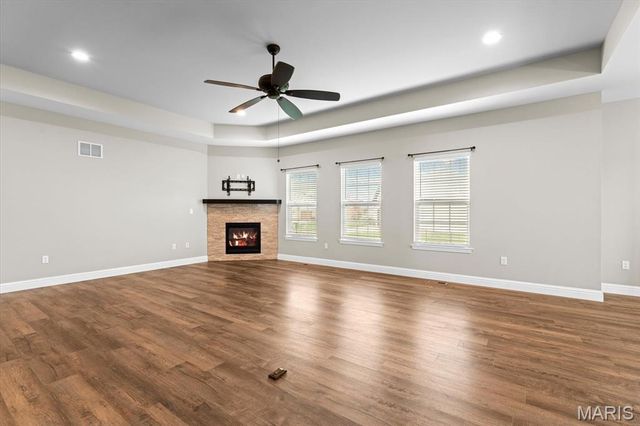 812 Green Jacket Way, O'fallon, IL 62269