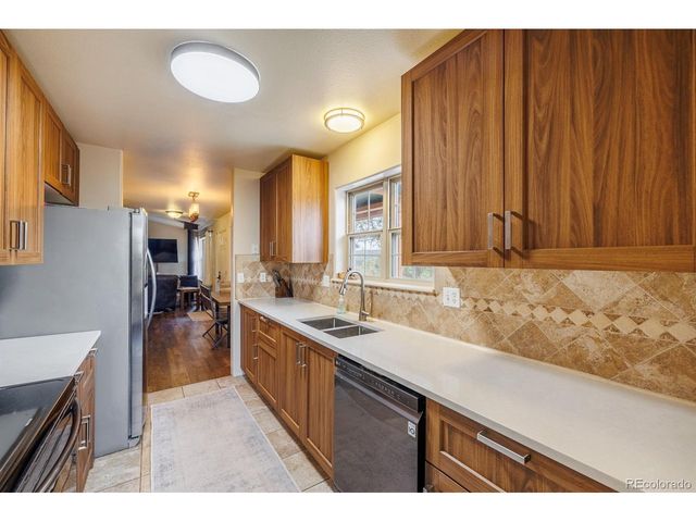 21 Shadowood Pl, Woodland Park, CO 80863