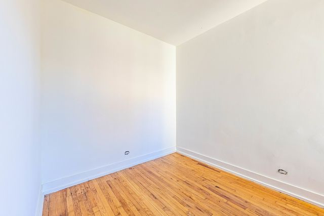 652 W Garfield Boulevard, Chicago, IL 60609