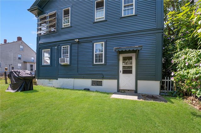 27 Barney Street, Warren, RI 02885
