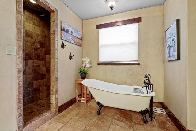 12201 Madison Lane, Justin, TX 76247