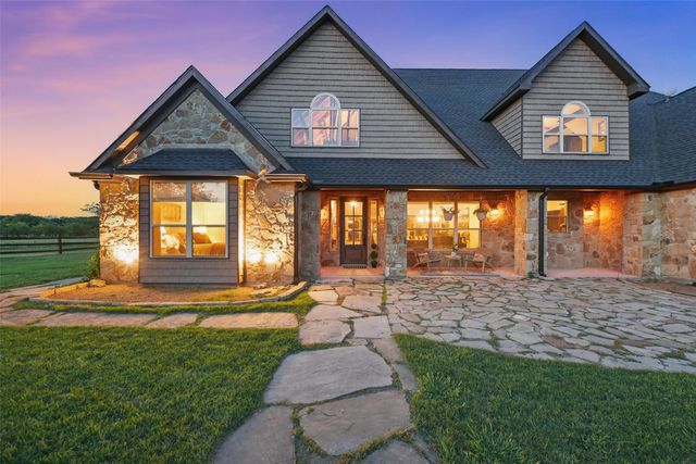 12201 Madison Lane, Justin, TX 76247