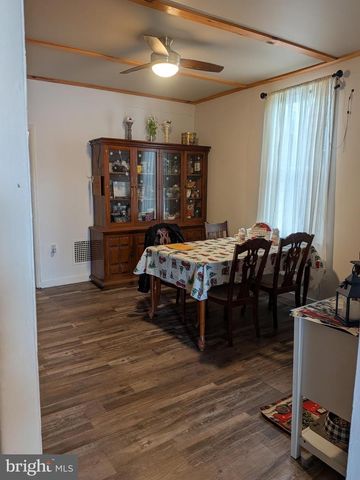 6 N FRONT STREET, Wormleysburg, PA 17043