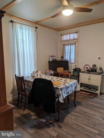 6 N FRONT STREET, Wormleysburg, PA 17043