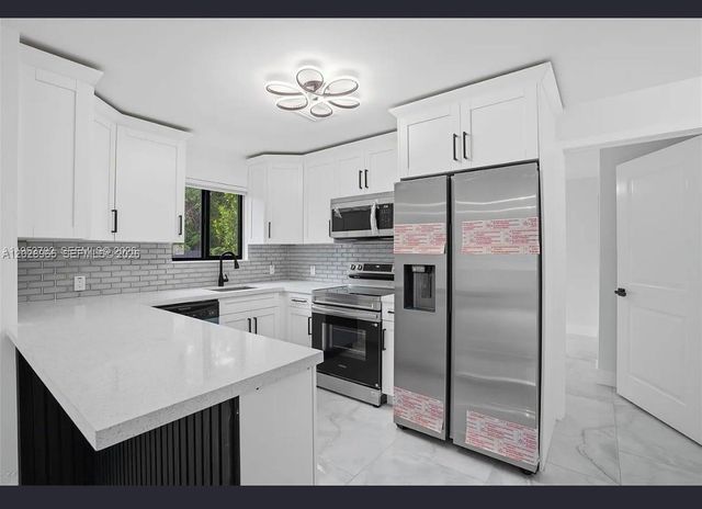 1411 NW 40th Street 1, Miami, FL 33142