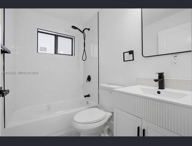 1411 NW 40th Street 1, Miami, FL 33142