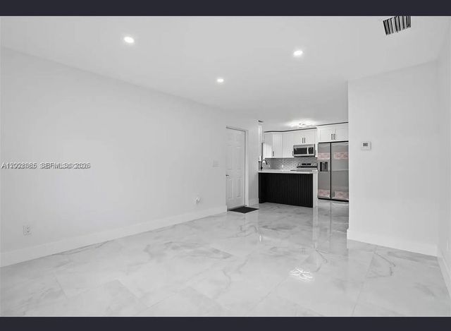 1411 NW 40th Street 1, Miami, FL 33142