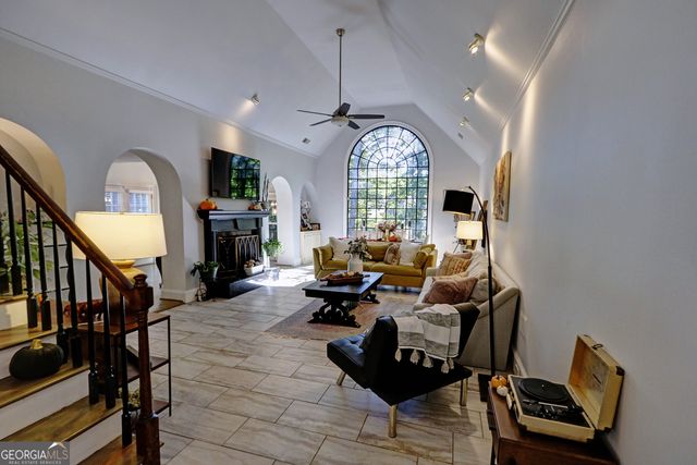 1274 Channel Park SW, Marietta, GA 30064
