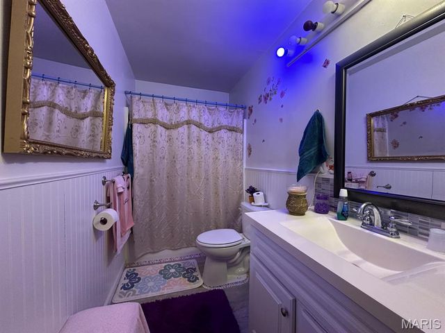 708 N Hickory Street, Dexter, MO 63841