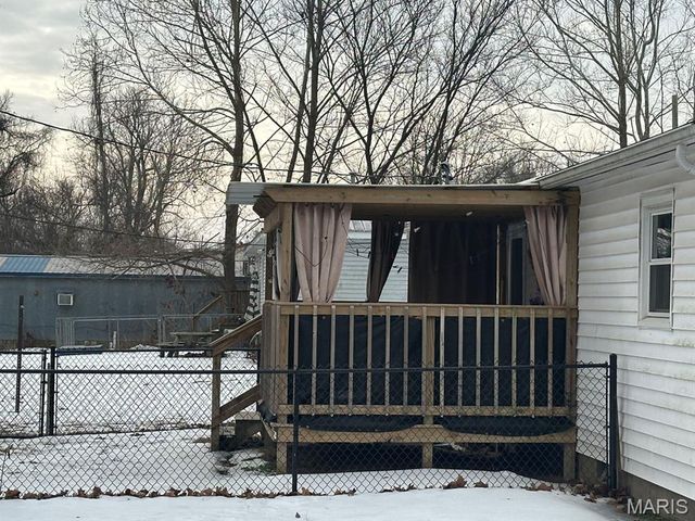 708 N Hickory Street, Dexter, MO 63841