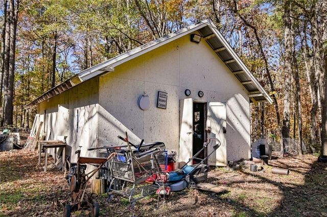 12462 Brown Bridge Road, Covington, GA 30016