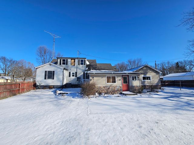 408 Hancock Avenue, North Judson, IN 46366