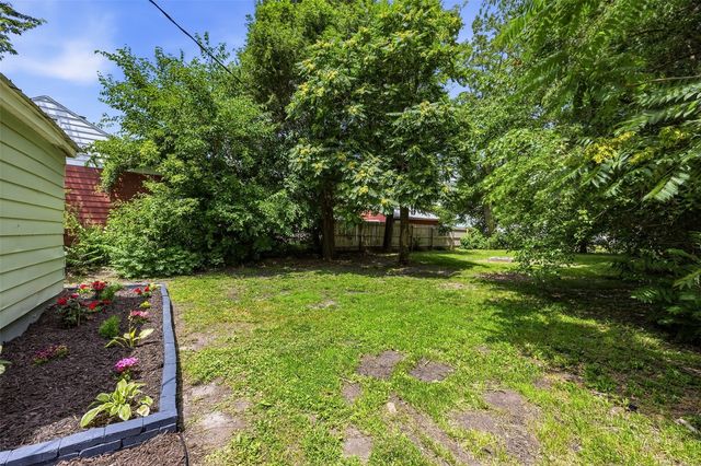1126 32nd Street NE, Cedar Rapids, IA 52402