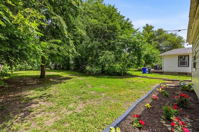 1126 32nd Street NE, Cedar Rapids, IA 52402