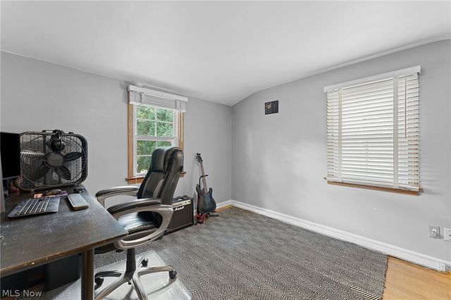 5268 Edenhurst Road, Lyndhurst, OH 44124