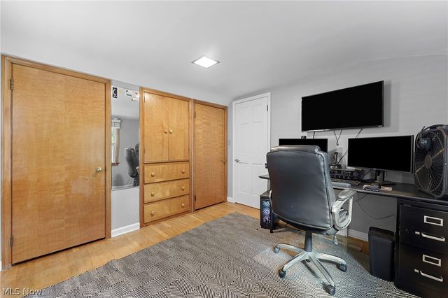 5268 Edenhurst Road, Lyndhurst, OH 44124