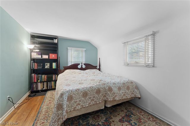 5268 Edenhurst Road, Lyndhurst, OH 44124