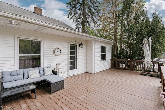 5268 Edenhurst Road, Lyndhurst, OH 44124