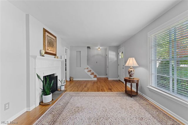 5268 Edenhurst Road, Lyndhurst, OH 44124