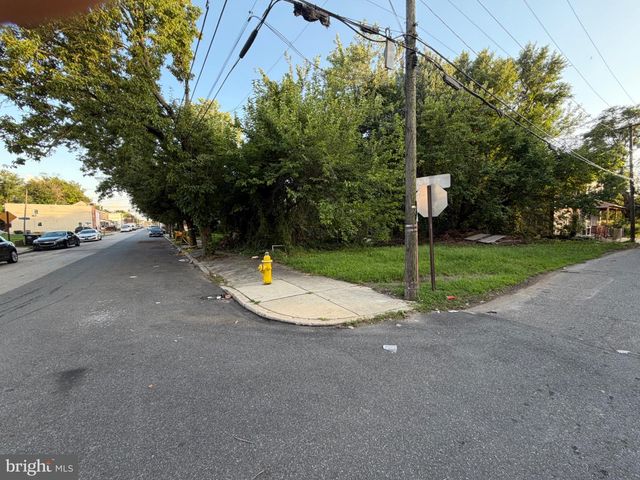 1120 POTTER ST, Chester, PA 19013