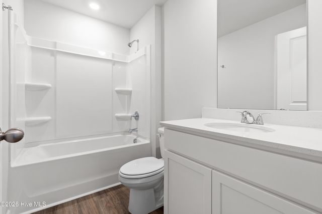 612 S Squires Run Lane, Richlands, NC 28574