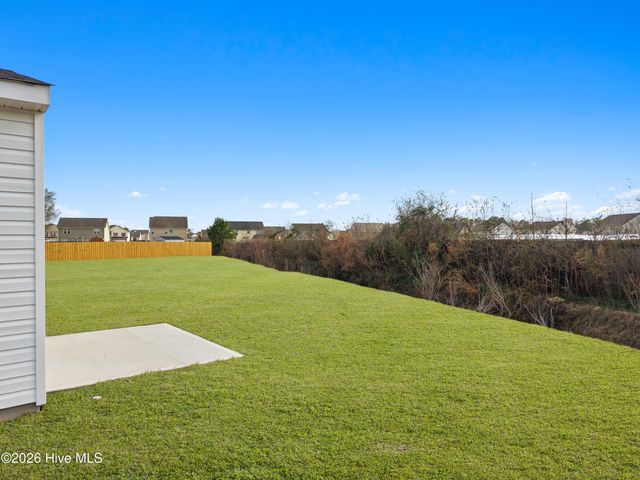 612 S Squires Run Lane, Richlands, NC 28574