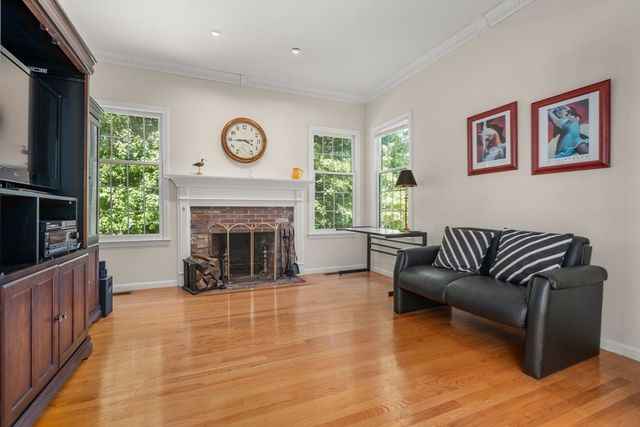 3 Cardinal Dr, Westwood, MA 02090