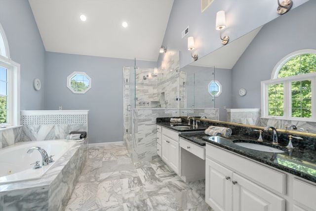 3 Cardinal Dr, Westwood, MA 02090