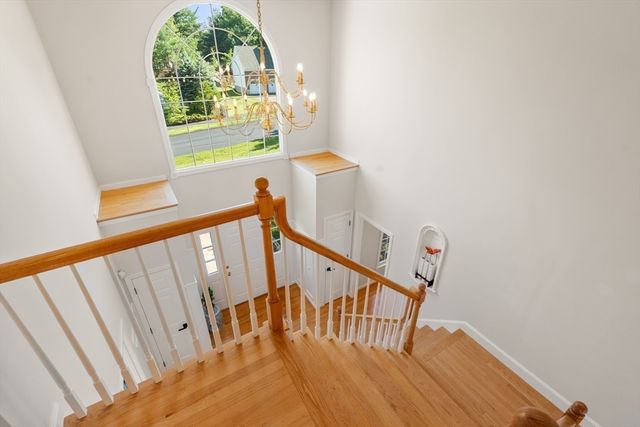 3 Cardinal Dr, Westwood, MA 02090