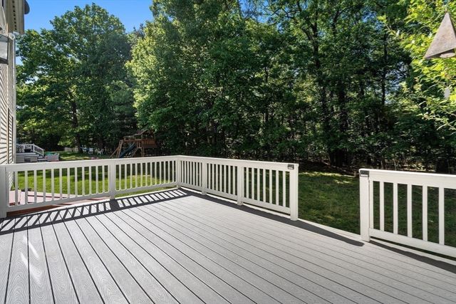 3 Cardinal Dr, Westwood, MA 02090